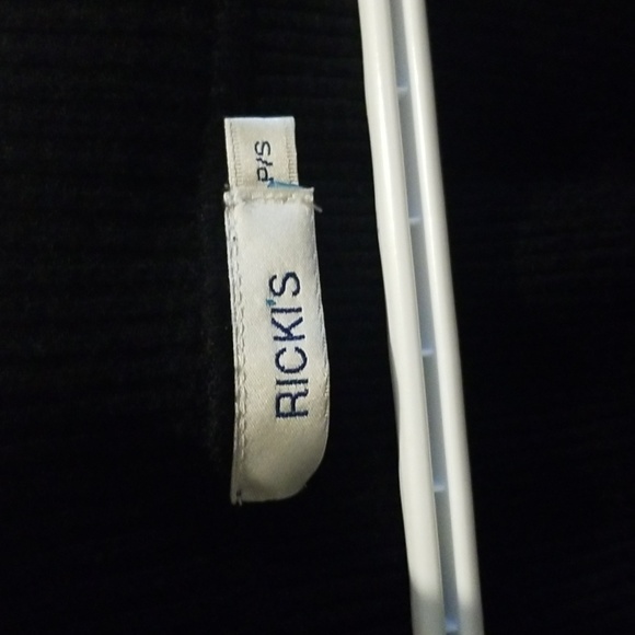 Ricki's sweater - Picture 2 of 3